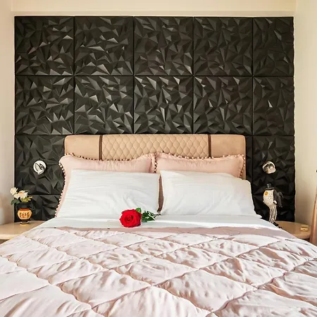 Artistic Luxury *